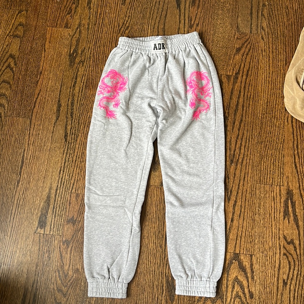 Adika like new pink dragon sweatpants xs